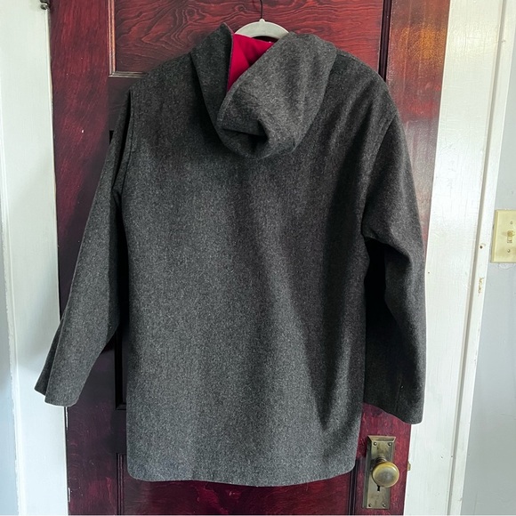 EUC Pendleton Women’s Hooded Wool Coat size 12 in Gray - Picture 9 of 12